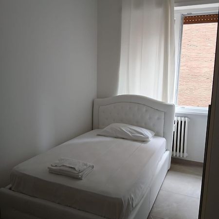 Grand Nomentana Roma Apartment Екстериор снимка